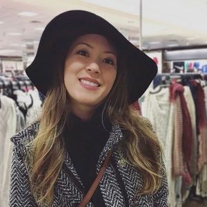 Meet your Posher, Stephanie